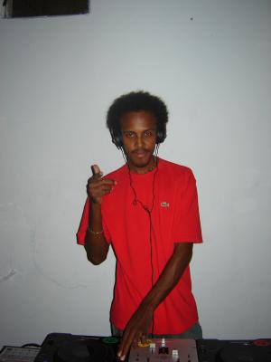 lui c dj cliff mon couz